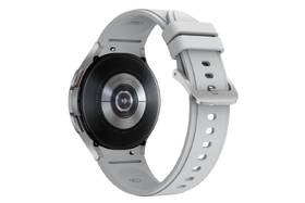 Chytré hodinky Samsung Galaxy Watch4 Classic 46mm LTE stříbrné

 obrázek produktu 3 z 5