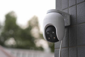 IP kamera EZVIZ C8c 4Mp bílá barva
