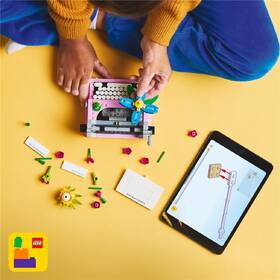 Stavebnice LEGO® Creator 3 v 1 31169 Psací stroj s květinami 

 obrázek produktu 4 z 9
