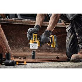 Utahovák rázový Dewalt DCF961H2T (s baterií) 

 obrázek produktu 5 z 7