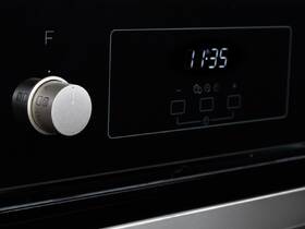 Trouba Whirlpool AKP 745 NB černá

 obrázek produktu 17 z 19