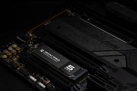 SSD Goodram IRDM PRO 4TB NVMe 
