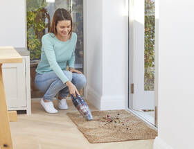 Tyčový vysavač Black-Decker SVB520JW-QW 

 obrázek produktu 6 z 14