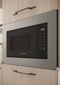 Mikrovlnná trouba Indesit MWI 120 GX nerez

 obrázek produktu 7 z 11