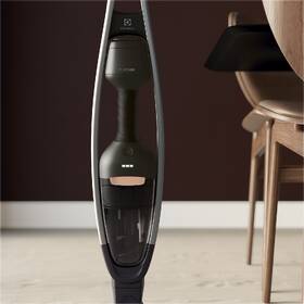 Tyčový vysavač Electrolux PQ91-50MB bronzový

 obrázek produktu 4 z 15