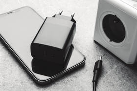 Nabíječka do sítě FIXED 2x USB-C PD, 35W černá

 obrázek produktu 5 z 6