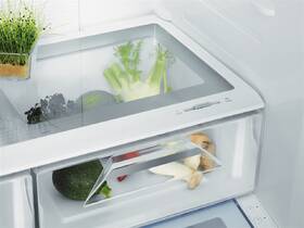 Americká lednice Electrolux EN6086JOX nerez

 obrázek produktu 3 z 10