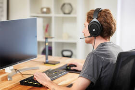 Headset Corsair HS60 Pro Surround carbon

 obrázek produktu 10 z 13