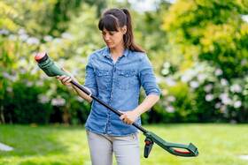 Strunová sekačka Bosch EasyGrassCut 18 V-26 0.600.8C1.C04 (bez baterie) 

 obrázek produktu 3 z 5