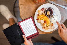 Čtečka e-knih PocketBook 628 Touch Lux 5 červená

 obrázek produktu 9 z 9