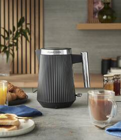 Rychlovarná konvice RUSSELL HOBBS 26750-70 Brontë Black černá

 obrázek produktu 10 z 15