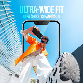 Tvrzené sklo PanzerGlass Ultra-Wide Fit na Apple iPhone 17e/16e/14/13/13 Pro s instalačním rámečkem 

 obrázek produktu 5 z 10