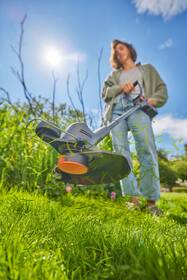 Vyžínač Gardena EasyTrim 25/18V P4A (bez baterie) 

 obrázek produktu 5 z 7