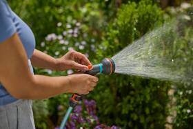 Sprcha zahradní Gardena Classic 18370-20 

 obrázek produktu 2 z 3