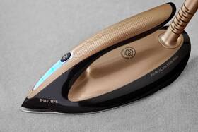 Žehlicí systém Philips GC9682/80 

 obrázek produktu 16 z 32