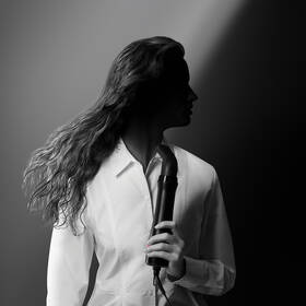 Kulma Rowenta x KARL LAGERFELD Express Style CF635LF0 bílá

 obrázek produktu 5 z 16