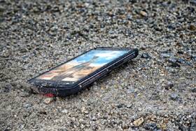 Mobilní telefon Evolveo StrongPhone G7 černý

 obrázek produktu 10 z 11