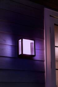 Nástěnné svítidlo Philips Impress White and Color Ambiance, nástěnné čtvercové černé

 obrázek produktu 4 z 7