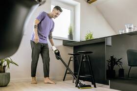 Tyčový vysavač Kärcher VC 4 Cordless myHome bílý

 obrázek produktu 5 z 5