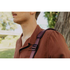 Taška Peak Design Everyday Tote 15L (v2) vínová

 obrázek produktu 8 z 8