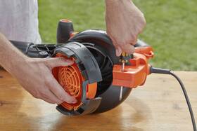Vysavač listí Black-Decker BEBLV300 

 obrázek produktu 1 z 7