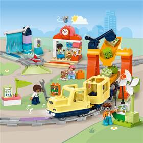 Stavebnice LEGO® DUPLO® 10428 Velký interaktivní komunitní vláček 

 obrázek produktu 2 z 9