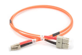 Kabel Digitus Optic Patch, LC / SC, Multimode, OM2, 50/125 µ, 2m oranžová barva
