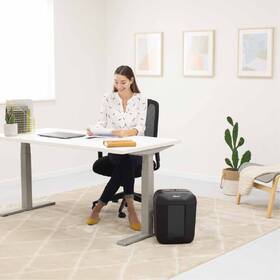 Skartovač Fellowes LX 41 M černý

 obrázek produktu 9 z 9