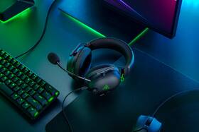 Headset Razer BlackShark V2 + USB Mic Enhancer černý

 obrázek produktu 10 z 11
