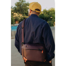 Brašna Peak Design Everyday Sling 6L (v2) vínová

 obrázek produktu 5 z 6