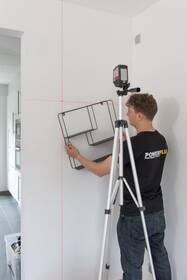 Křížový laser Kreator KRT706300T + stativ 

 obrázek produktu 2 z 2