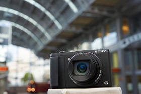Digitální fotoaparát Sony DSC-HX60 černý

 obrázek produktu 6 z 8