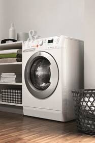 Pračka se sušičkou Indesit XWDE 961480X WSSS EU bílá

 obrázek produktu 4 z 5