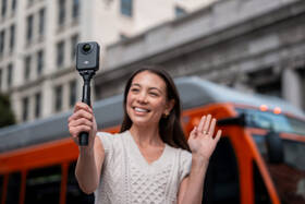 Outdoorová kamera DJI Osmo 360 Adventure Combo šedá barva
