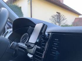 Držák na mobil Swissten S-Grip G2-AV4, do mřížky černý

 obrázek produktu 3 z 6