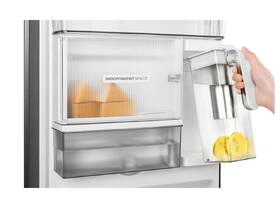 Americká lednice TCL RC605SXD0 nerez

 obrázek produktu 5 z 16