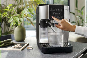 Automatický kávovar De'Longhi Magnifica Start Milk ECAM 220.80.SB 
