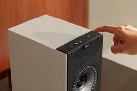 Reproduktory KEF Coda W (2 ks) šedé

 obrázek produktu 6 z 6