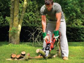 Řetězová pila Black-Decker GK1000 

 obrázek produktu 3 z 4