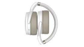 Sluchátka Sennheiser HD 450BT bílá

 obrázek produktu 3 z 3