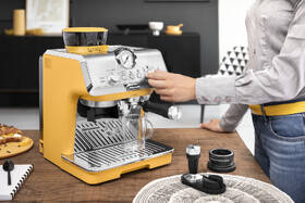 Pákový kávovar De'Longhi EC9155 YE 

 obrázek produktu 9 z 13