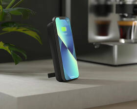 Powerbanka ZENS Magnetic 10 000 mAh, se stojánkem černá

 obrázek produktu 5 z 5
