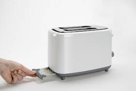 Topinkovač Black+Decker BXTO820E bílý

 obrázek produktu 4 z 10