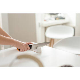 Ostřič nožů Fiskars Roll-Sharp 

 obrázek produktu 3 z 3