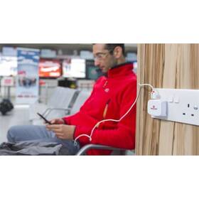 Cestovní adaptér SKROSS pro UK, 2100mA, 2x USB výstup bílý

 obrázek produktu 4 z 6
