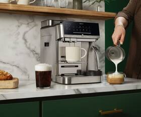 Automatický kávovar Ninja AE1051EU AutoBarista Pro černý/stříbrný

 obrázek produktu 11 z 13