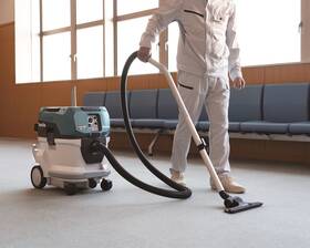 Víceúčelový vysavač Makita VC006GMZ01 Li-ion XGT 2x40V (bez baterie) 

 obrázek produktu 6 z 6