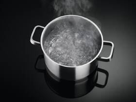 Indukční varná deska Electrolux EIS824 černá

 obrázek produktu 5 z 7