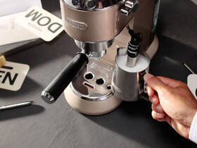 Espresso De'Longhi EC785.BG 

 obrázek produktu 4 z 7