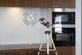 Křížový laser Kreator KRT706310 90° 

 obrázek produktu 2 z 2